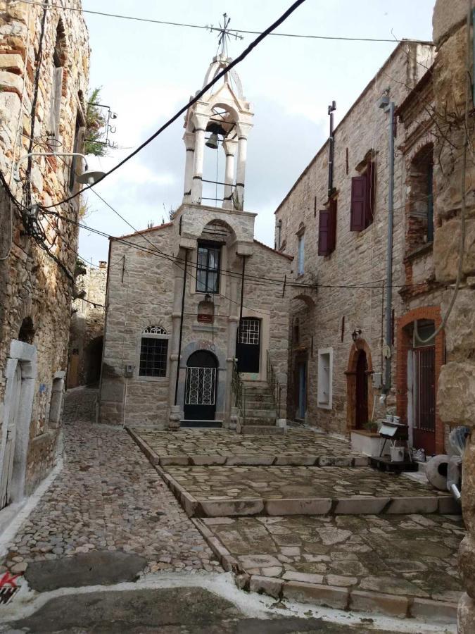 Kalamoti Yi Artistry 1-Bedroom Medieval Holiday House מראה חיצוני תמונה
